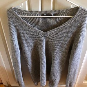 American eagle gray knit v-neck sweater